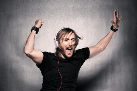 David Guetta gewinnt MTV EMA und seinen ersten AMA in der neuen Kategorie »Electronic Dance Music«