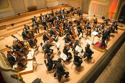 Die Deutsche Kammerphilharmonie Bremen gibt Konzert in Hamburg
