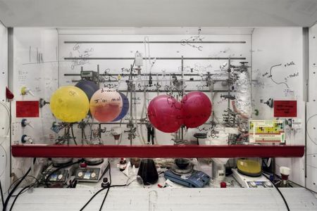 Thomas Struth, Chemistry Fume Cabinet,