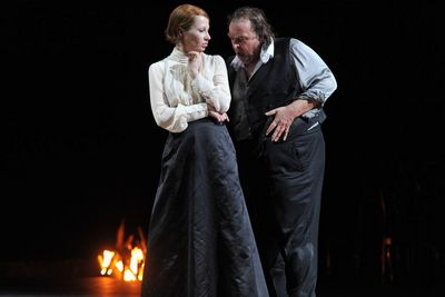 Intendant Martin Kusej inszeniert Henrik Ibsens „Hedda Gabler“ am Münchner Residenztheater