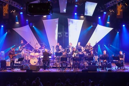 Nguyen Le, NDR Bigband und Michael Gibbs veroeffentlichen Album