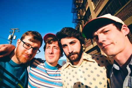 Musik Folk: Das dritte Studioalbum "ETERNIY OF DIMMING" von Frontier Ruckus erzählt spannende Geschichten