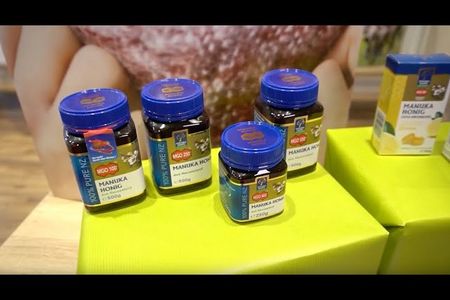 Der MGO 550+ Manuka Honig aus der neuseeländischen Natur von Manuka Health, ein Manuka Honig erstklassiger Qualität