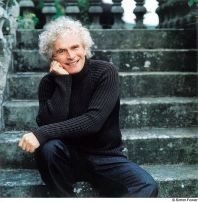 Sir Simon Rattle ist ein herausragender Dirigent