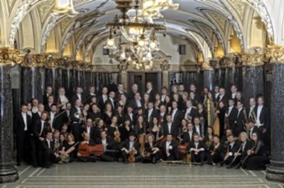 Das Sinfonieorchester Wuppertal ist zu Gast in der Philharmonie Essen mit Fazil Say