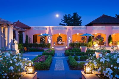 Lauer Sommerabend im Glenmere Mansion