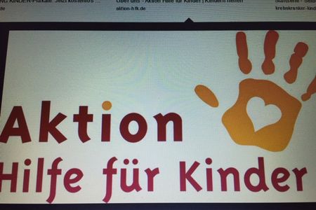 Kindern helfen ist ja eine gute Einstellung, aber ueber 400 Millionen Euro fuer Kinder im Ausland, das muesste man erklaeren können