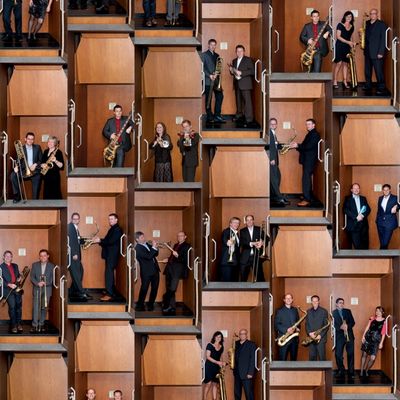 SAP Big Band gibt Konzert beim Seebuehnenzauber im Luisenpark Mannheim