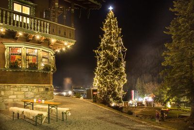 St. Anton am Arlberg - Adventzauber im Park