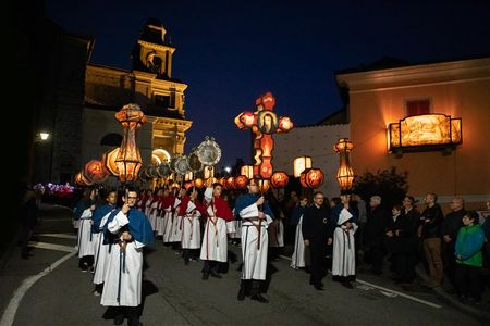 Berühmtes Spektakel und uralte Schweizer Tradition – als „Immaterielles Kulturerbe der Menschheit“ führt die UNESCO seit Dezember 2019 die Osterprozessionen im Tessiner Mendrisiotto
