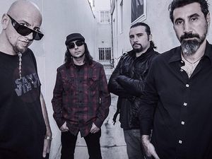 System Of A Down ueberrascht Fans auf der ganzen Welt System Of A Down ueberrascht Fans auf der ganzen Welt