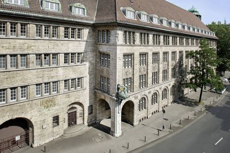 Das Unternehmen Bahlsen aeussert sich zum Thema Zwangsarbeiter