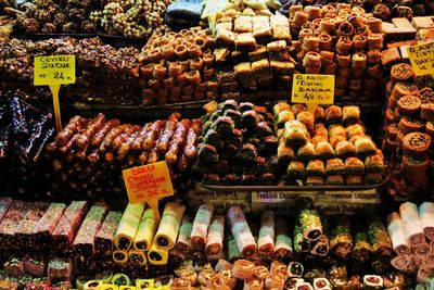 Die Märkte von Istanbul sin Bunt wie das Leben