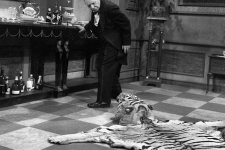 Der Klassiker zu Silvester - "Dinner for One oder Der 90. Geburtstag"