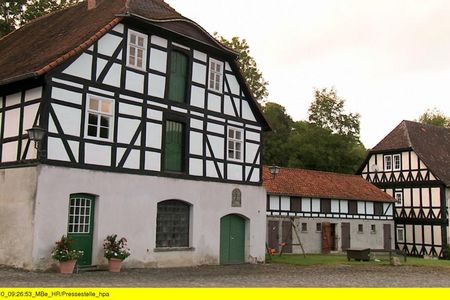 "Hessens schönste Bauernhöfe" - Eine Reise durch Land und Zeit