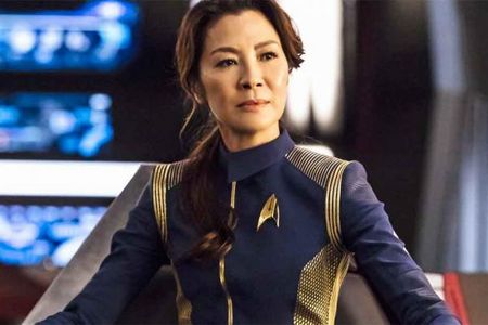Die 56-Jaehrige Michelle Yeoh spielt Wissenschaftlerin Dr. Karina Mogue