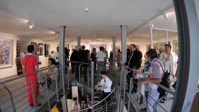 Nicht weniger als 130 Gaeste waren der Einladung der Künstlerin gefolgt.
