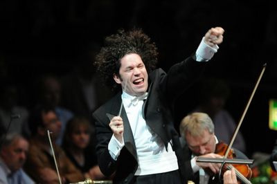 Gustavo Dudamel gibt Konzert bei den Festspielen Mecklenburg-Vorpommern