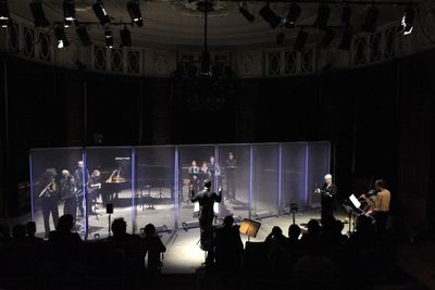 Konzert Klassik: Feigels Mosaik - Ein inszeniertes Konzert in acht Raumanordungen von Beat Gysin (2012) am 15. Februar in Bern