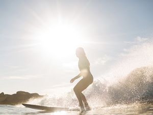 Surfen am Rockaway Beach in Queens NYC Surfen am Rockaway Beach in Queens NYC