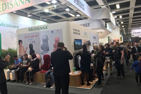 Grosser Publikumsandrang herrschte zur Eroeffnung der IFA 2018 auf dem Stand von Medisana