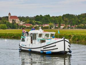 Locaboat Holidays schaltet Hausbootsaison 2023 frei Locaboat Holidays schaltet Hausbootsaison 2023 frei