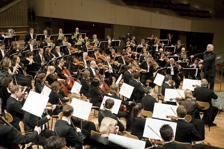 Staatskapelle Berlin gibt Konzert in Wiesbaden