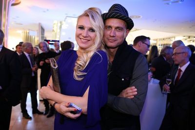 Magdalena Brzeska kam mit Ralf Bauer.