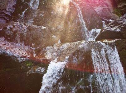 Die Risslochfaelle nahe dem Bodenmaiser Hof sind die groeßten Wasserfaelle im Bayerischen Wald und ueben eine besondere Faszination aus