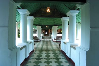 Reisen Ayurveda Eingang Kalari Kovilakom