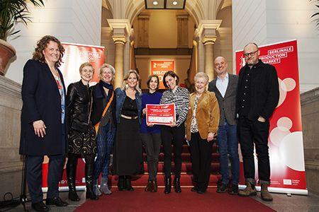 Auf dem Foto, Martina Bleis, Susan Newman-Baudais, Karin Schockweiler, Helena Danielsson, María Zamora, Carla Simón, Catherine Trautmann, Roberto Olla, Jakub Duszyński