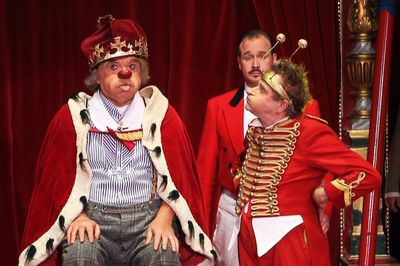 Herein spaziert! Herein spaziert! - Der Weihnachtscircus Roncalli lädt vom 19.12.2012-06.01.2013 wieder in seine Manege ein