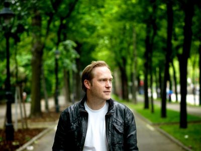 Thees Uhlmann gibt Konzert beim Muessen alle mit-Festival