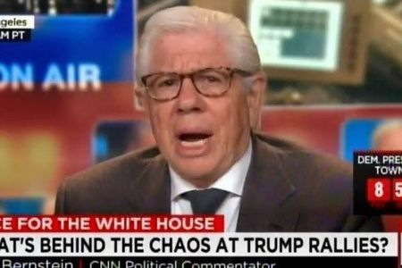 Der amerikanische Praesident Donald Trump beschuldigt Carl Bernstein, Geschichten zu erfinden