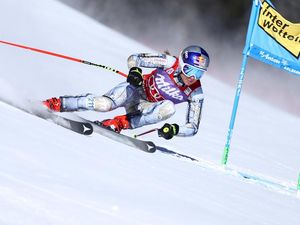 Im jährlichen Wechsel bringen der Audi FIS Ski World Cup Women und der FIS Europacup Women die internationale Spitzenklasse der Ski-Rennläuferinnen nach St. Anton am Arlberg Im jährlichen Wechsel bringen der Audi FIS Ski World Cup Women und der FIS Europacup Women die internationale Spitzenklasse der Ski-Rennläuferinnen nach St. Anton am Arlberg