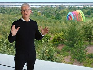 Zehn Jahre bleibt er nicht mehr im Amt, hat Tim Cook angekündigt Zehn Jahre bleibt er nicht mehr im Amt, hat Tim Cook angekündigt