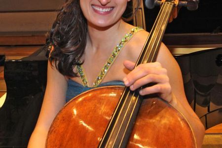 Janina Ruh, Preisträgerin des Deutschen Musikwettbewerbs in der Kategorie Cello. Preisträger des Deutschen Musikwettbewerbs zu Gast