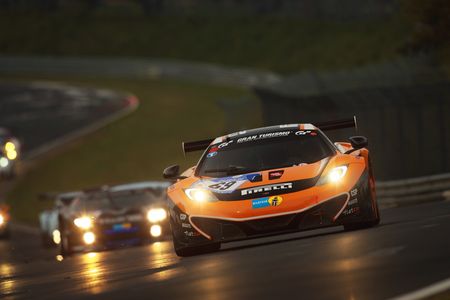 Neben den beiden McLaren MP4-12C GT3 nimmt auch der Porsche 997 GT3 Cup am Zeitfahren teil