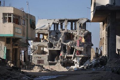 Viele verloren mit ihren zerbombten Haeusern alles.