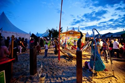 Zeltfestival Ruhr Beachzeile laedt zum Entspannen ein
