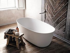 Im Badezimmer kann man den Alltag hinter sich lassen Im Badezimmer kann man den Alltag hinter sich lassen