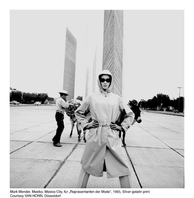 Ausstellung in Düsseldorf: VAN HORN ZEIGT MARK MENDER  - ONE STEP BEYOND - Fotografien der 60er & 70er Jahre vom 19 Januar bis 23 Februar 2013 - 10 Bilder