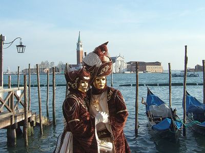 Palaeste, Museen und Kirchen, die Opern, das Casino, der Carneval und beruehmte Filme aus Venedig