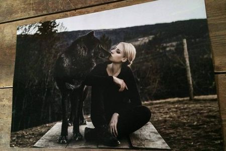 Ungewoehnliche Bildfantasien und  Inszenierungen von Flora P.