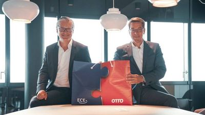 ECE-CEO Alexander Otto und Alexander Birken, Vorstandsvorsitzender Otto Group, praesentieren das Joint-Venture Stocksquare