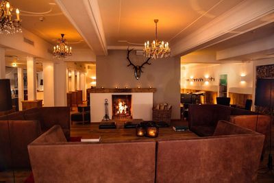 Die neu gestaltete Lobbylounge im Hotel Kitzhof in Kitzbuehel