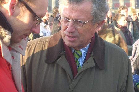 Der Spiegel verbreitet Fake News - Viele vom Spiegel verbreiteten Meldungen lassen sich ja von den Lesern kaum ueberpruefen. Wilhelm von Boddien setzt sich zu wehr