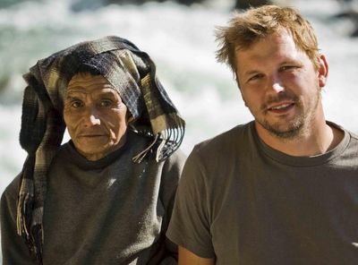 Dokumentation "Jimmy auf Honigjagd im Himalaja" - Ein britischer Ökolandwirt in Nepal