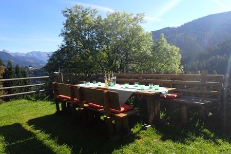 Reise zu den Leoganger Heimathotels mit Almkochkursen Abergalm