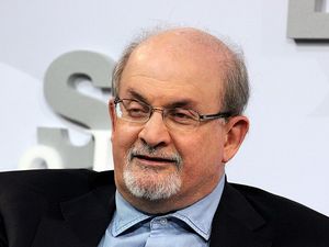 Quichotte von Salman Rushdie ist eine Satire, ein Roadtrip-Roman, eine Parabel Quichotte von Salman Rushdie ist eine Satire, ein Roadtrip-Roman, eine Parabel